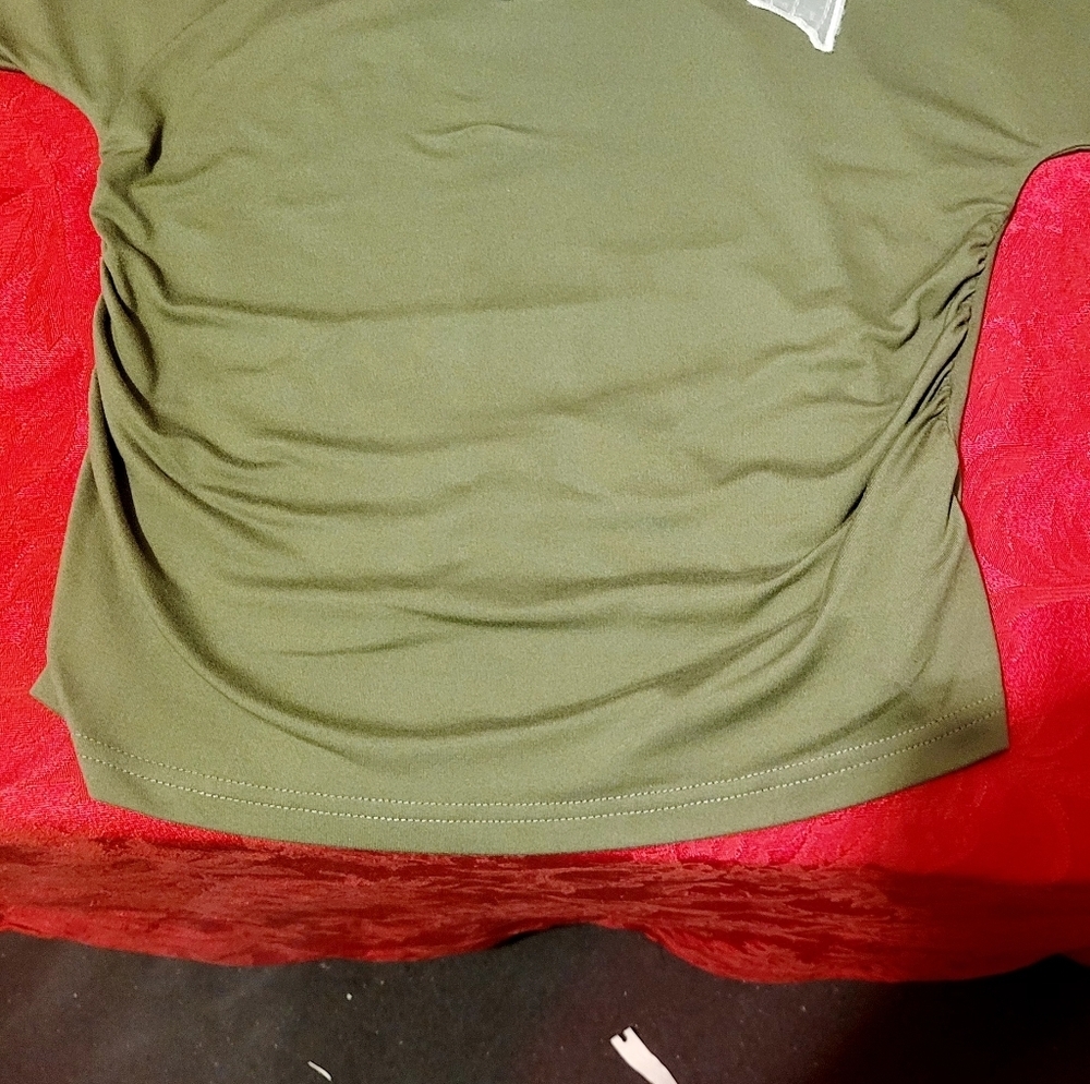 Olive Green Women's Top with Lace Appliqué - Picture 7 of 11